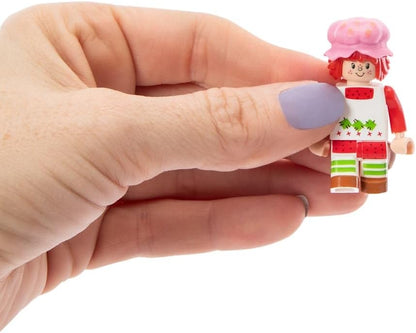 Strawberry Shortcake Bakery Build Set & Figure - 112 pieces