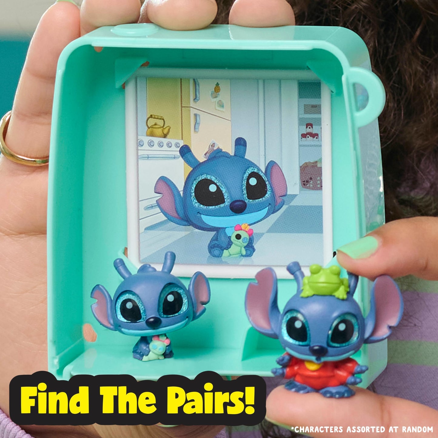 Just Play Disney Doorables Remember When Lil’ Moments Peek Collectible