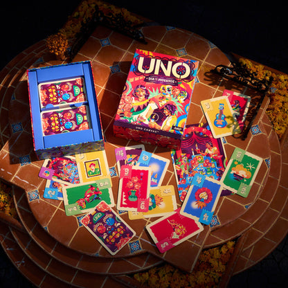 Mattel Games UNO Canvas Día de Muertos Card Game
