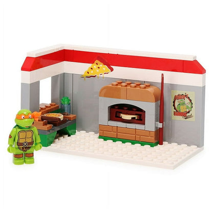 Teenage Mutant Ninja Turtles Pizza Parlor with Mikey Build Set & Figure - 80 Pieces